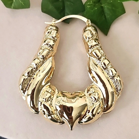 Large Chunky Doorknocker Style Gold Filled Hoop Earrings with Hearts - Picture 3 of 9